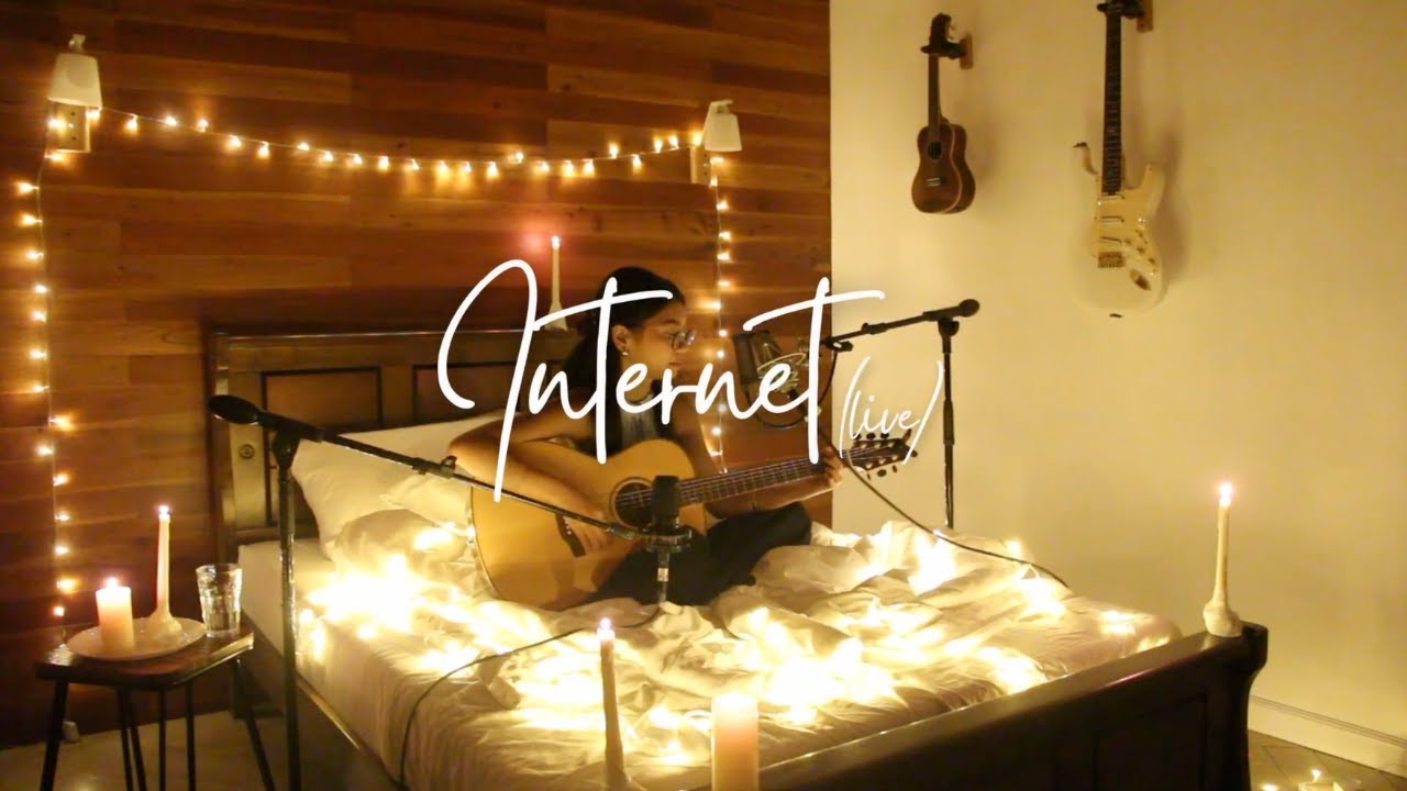 Chezka - Internet (Live Acoustic) | Bedroom Sessions