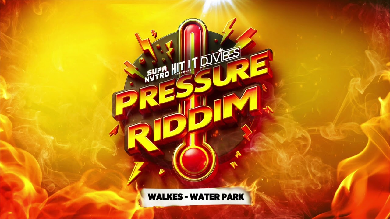 WALKES -  WATER PARK/ YLF 