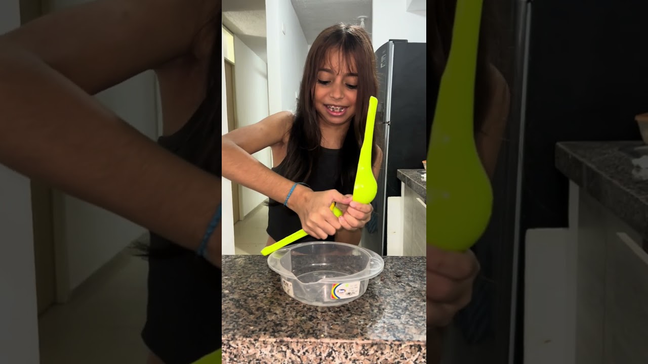 Así se exprime un limón