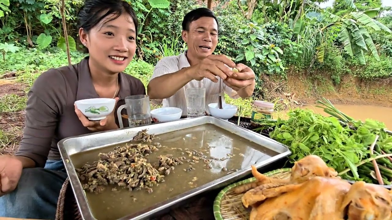 MÂM LÒNG PỊA KHỔNG LỒ