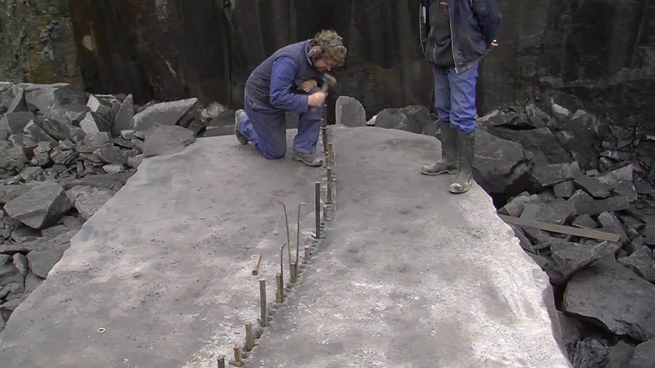 DODEKALIT 1 - STONE 1. SPLITTING
