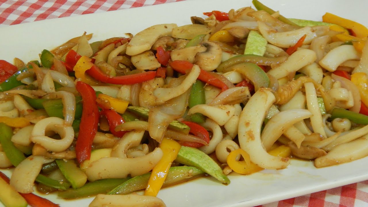 Cómo cocinar unas verduras salteadas con sepia