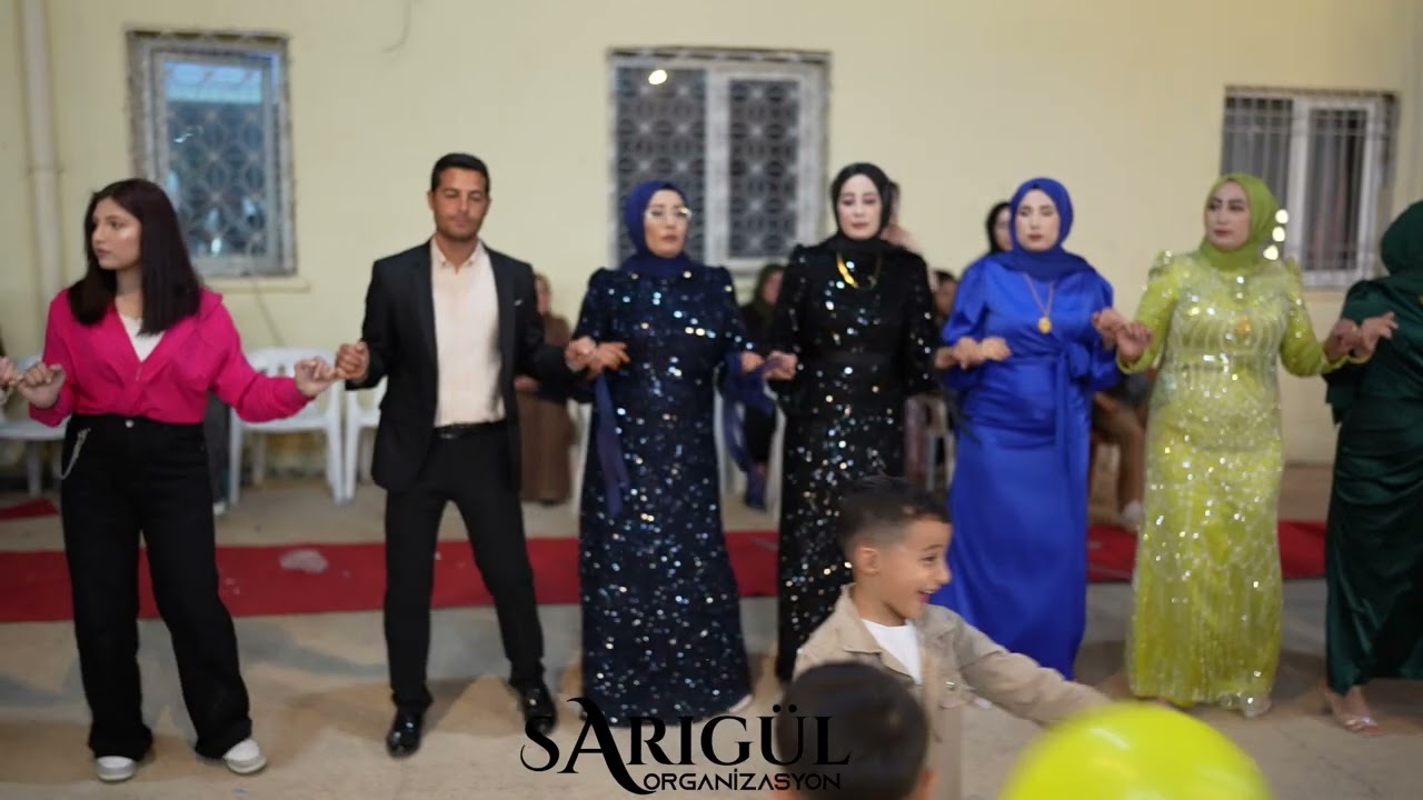 Sebiha & Fırat / Kına Töreni 3. Bölüm / Grup HERDEM / FAKILI - TAŞDEĞİRMEN Düğünleri