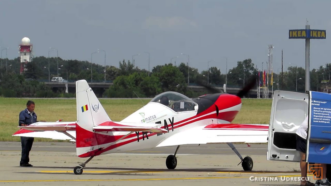 The Pelicans and Zlin 50 BIAS 2015