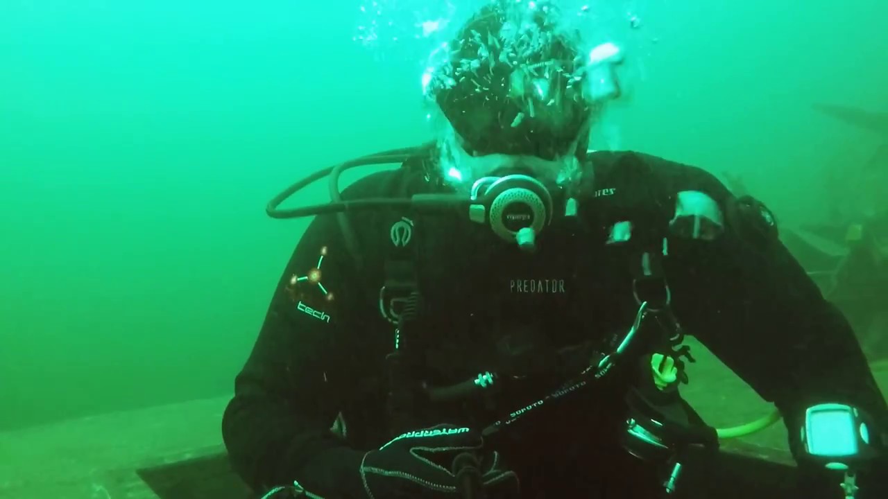 Scuba Diving at Stoney Cove