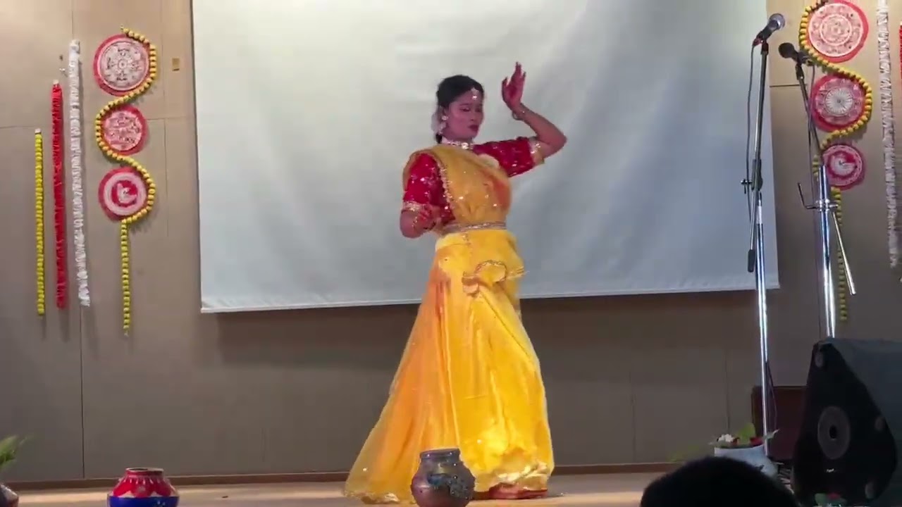 Piya Tose Nena Lage Re Old is Gold | #viral #dance #profesionaldancer #viraldance 