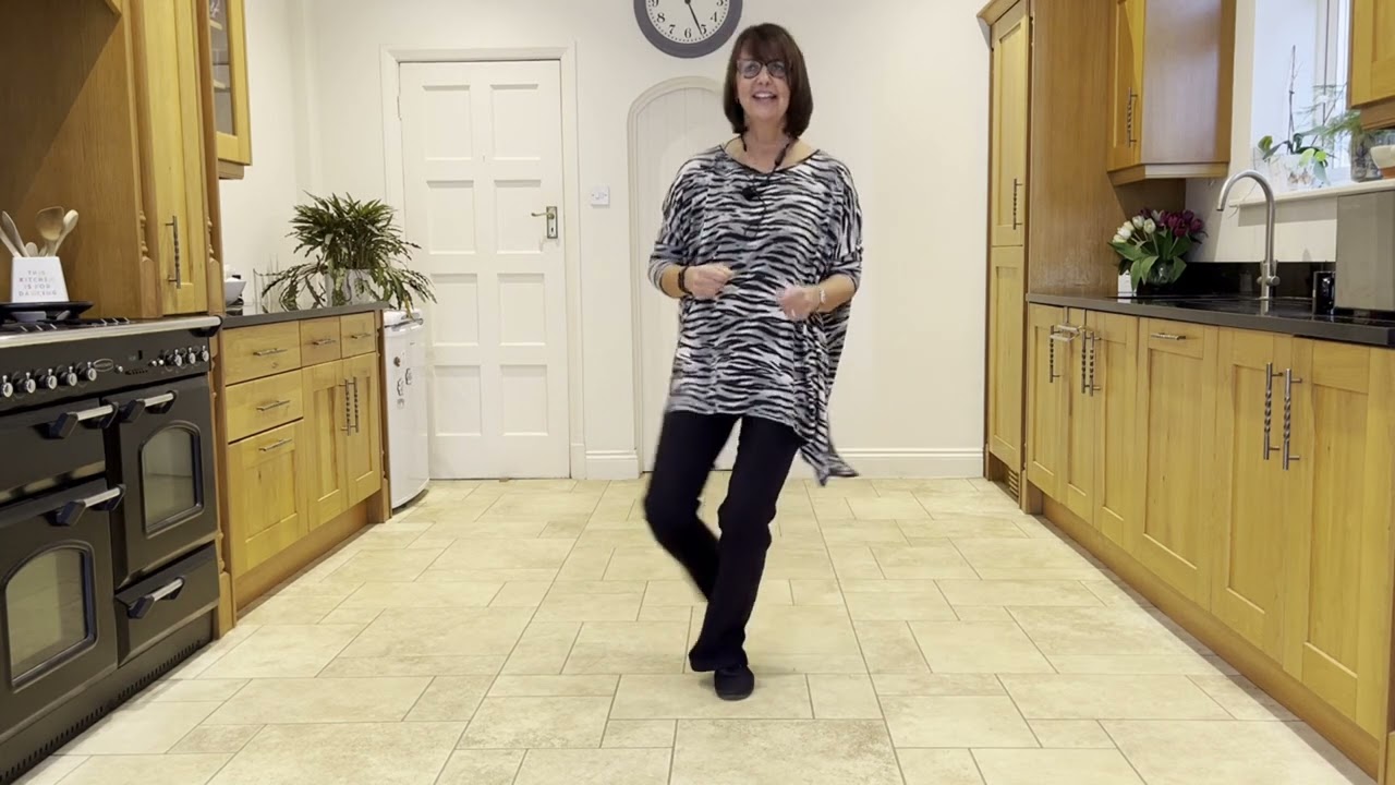 Ah Si! Line Dance Demo and Practice