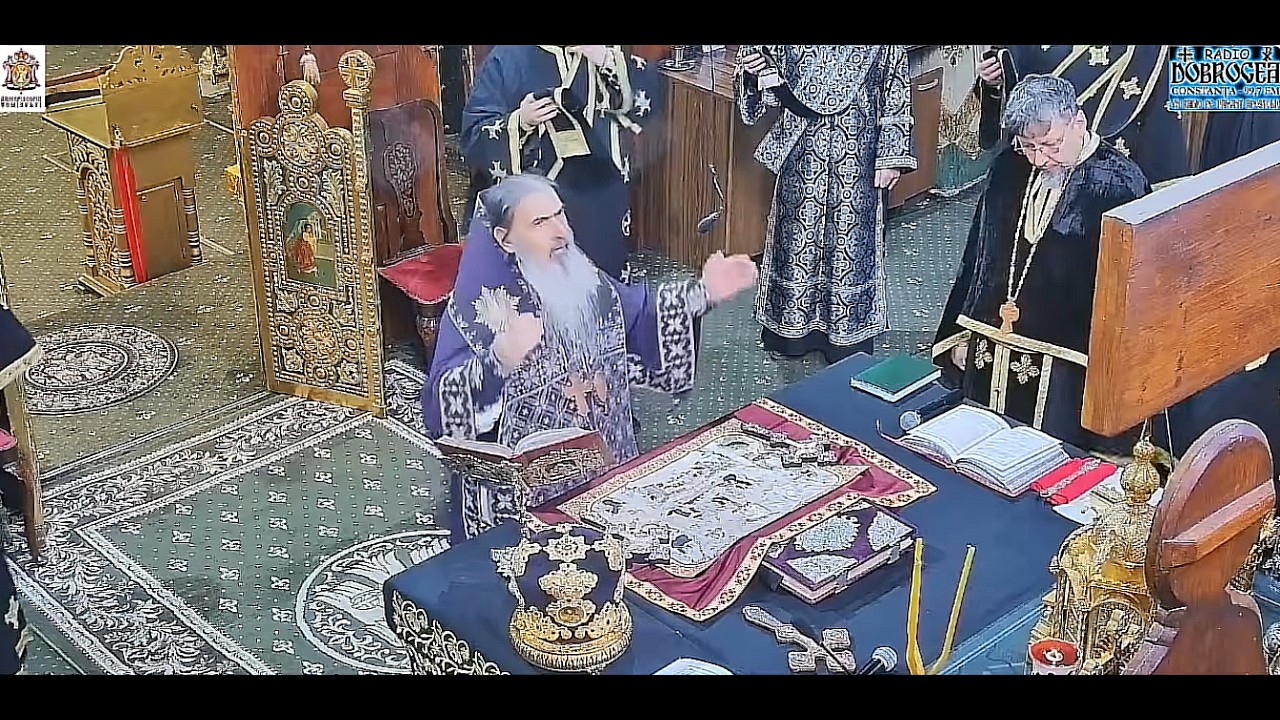 Liturghia Darurilor mai înainte sfințite, oficiată de IPS Teodosie, Arhiepiscopul Tomisului