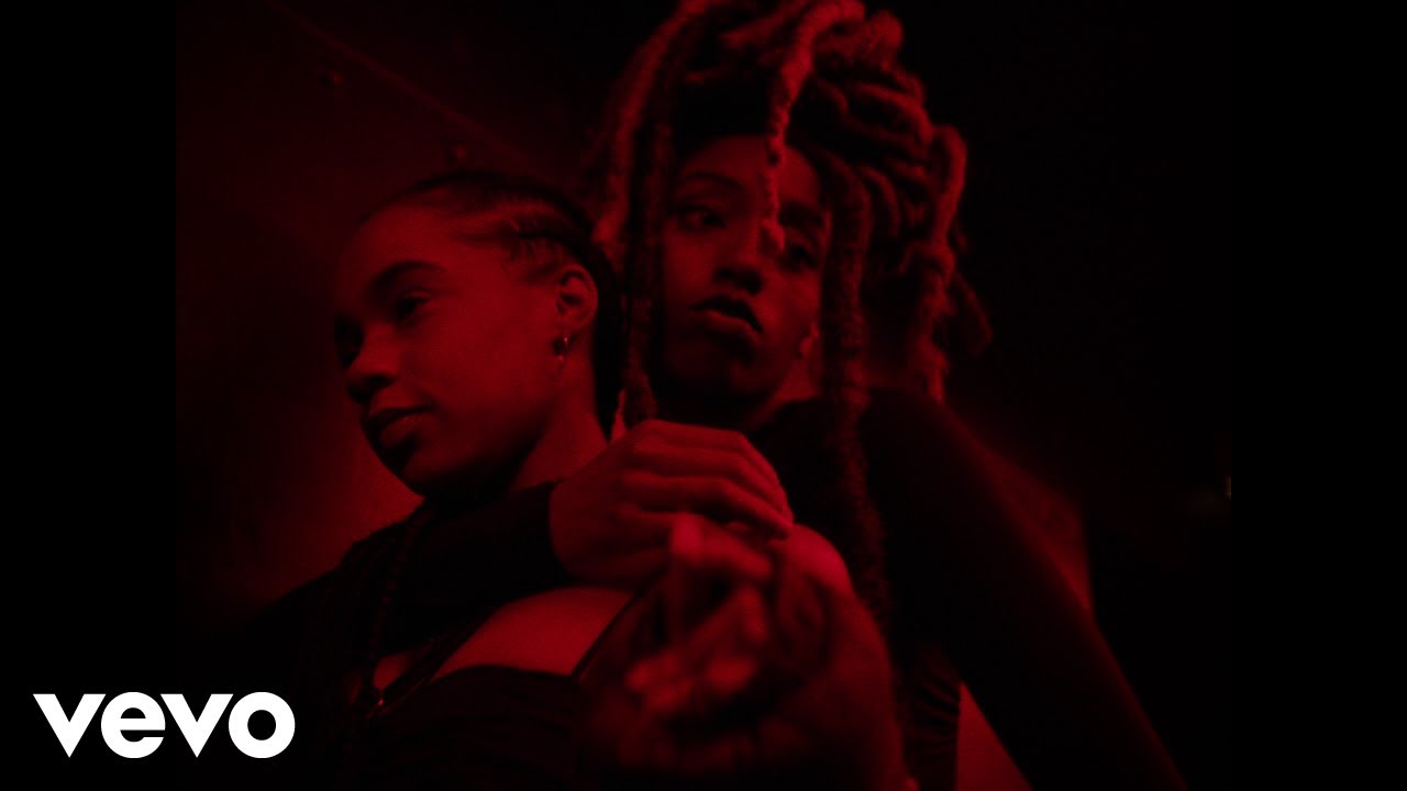 Squidji - STRIPPER (Clip officiel)