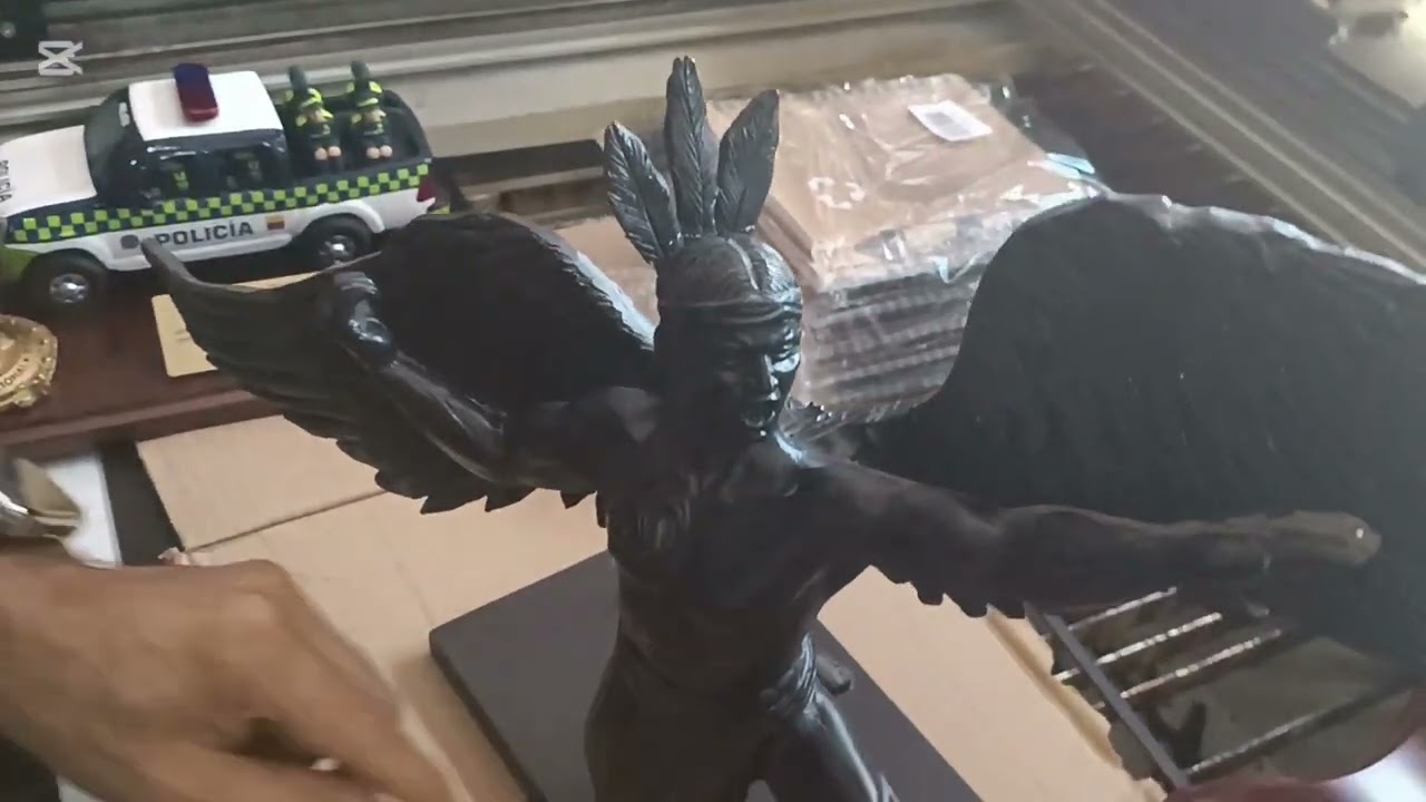 Proceso de restauración de figuras en resina 