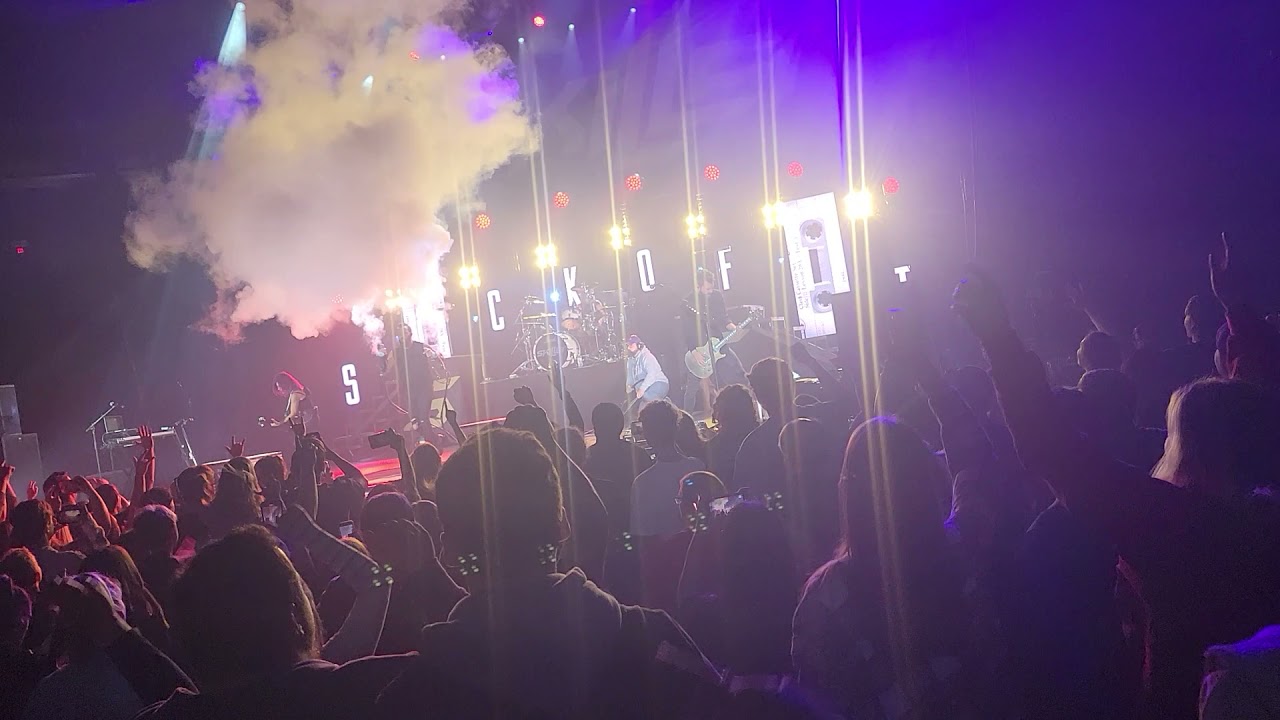 Skillet - (Sick of it) Lynchburg Vines Center
