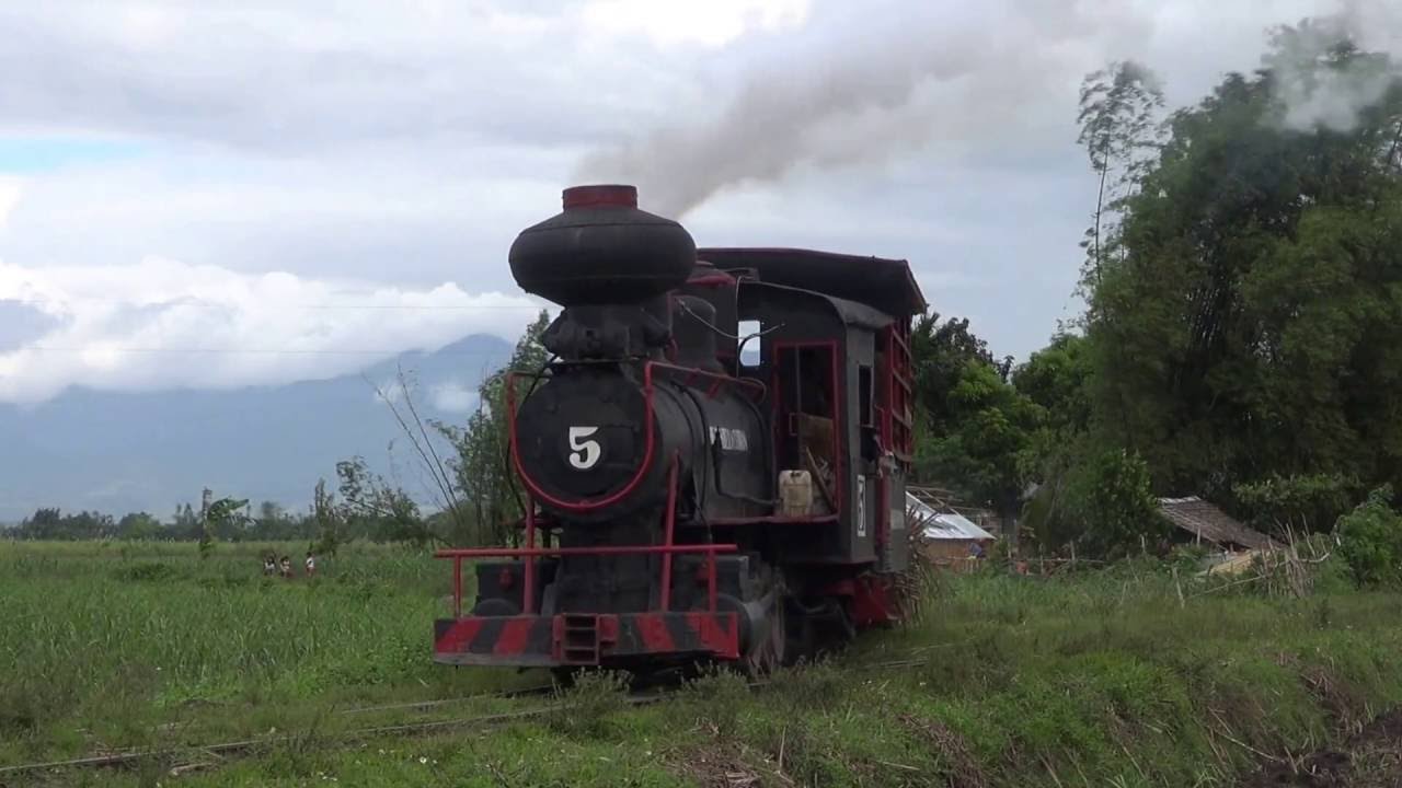 Steam of Hawaian Filipiines Suger Mill  Negros(Nov..2013) 5 ネグロス　ハワイアン・フィリピン製糖工場の蒸気機関車（2013年11月）5