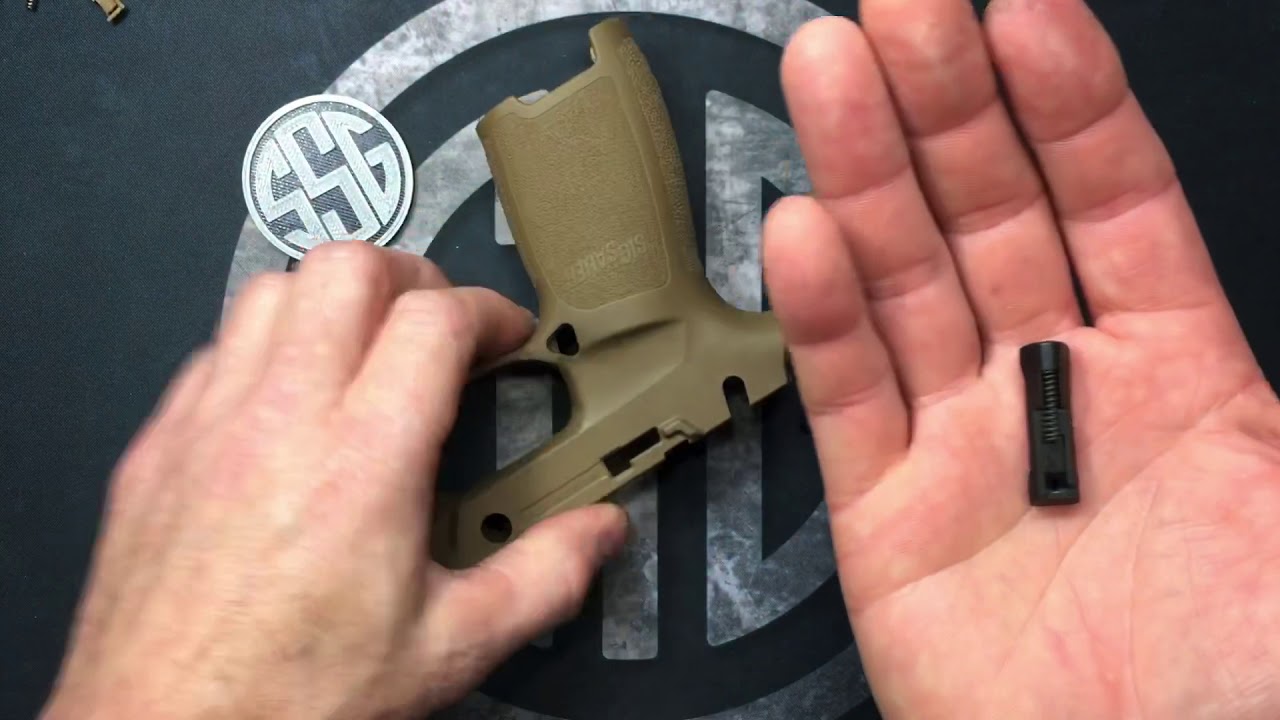 Методы снятия защелки магазина для Sig Sauer P320 и P365