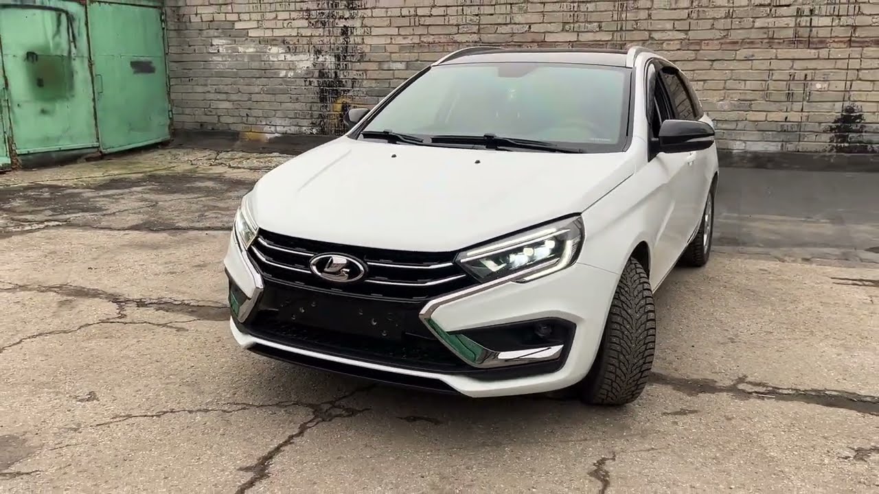 LADA Vesta NG установка светодиодных линз MTF Constructor Slim 1