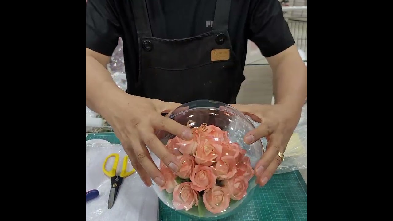 디자인쁘렝땅 핸들아크릴볼 20cm 투톤골드 20송이 꽃볼 만들기
