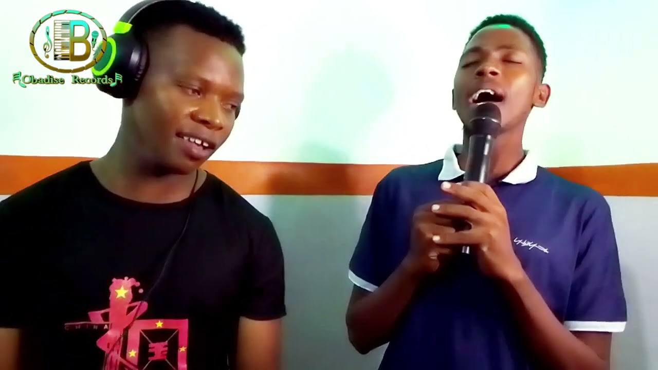 BWANA ANAONA UNAYOPITIA BY John kaira ft Obadiah (official video)