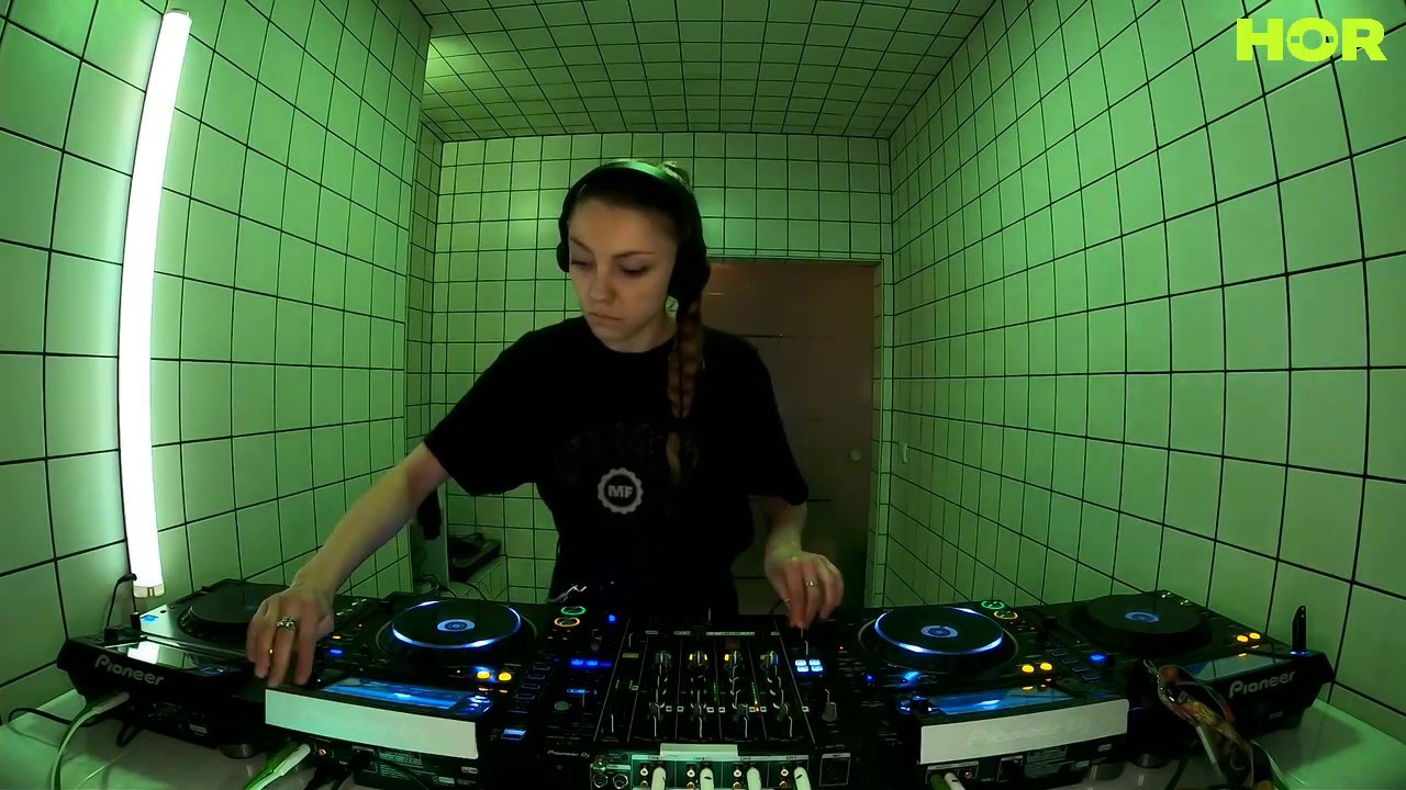 aufnahme + wiedergabe Showcase - Harsh Mentor / March 19 / 8pm-9pm