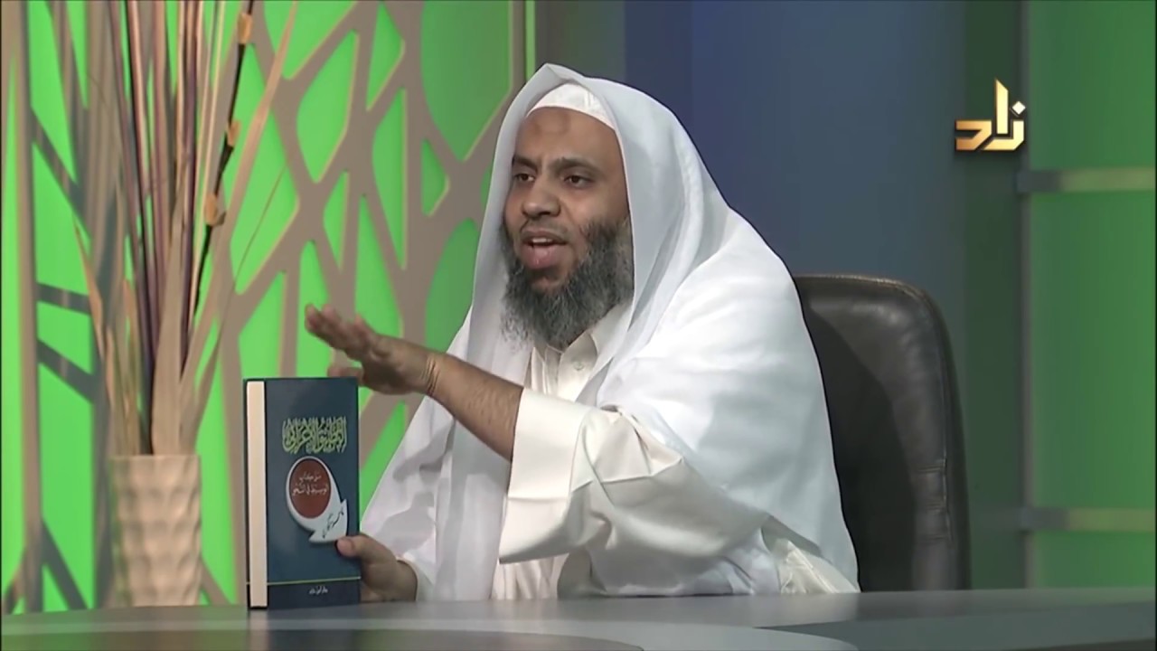 كتب تعينك على تعلم النحو دون تعقيد مع أمثلة وتطبيقات عملية