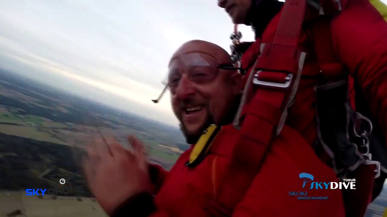200919   Zdzisław C - Skok ze spadochronem - Skydive Toruń & Skydrone Toruń
