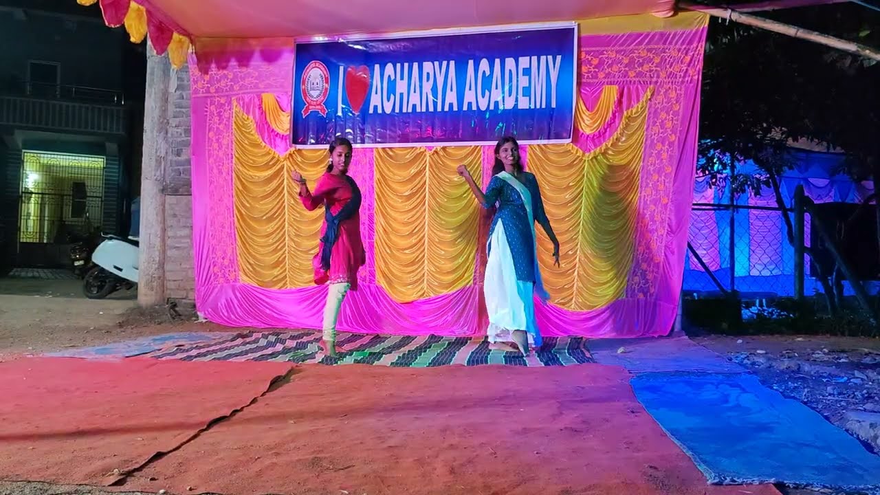 Girls Duo Dance Performence