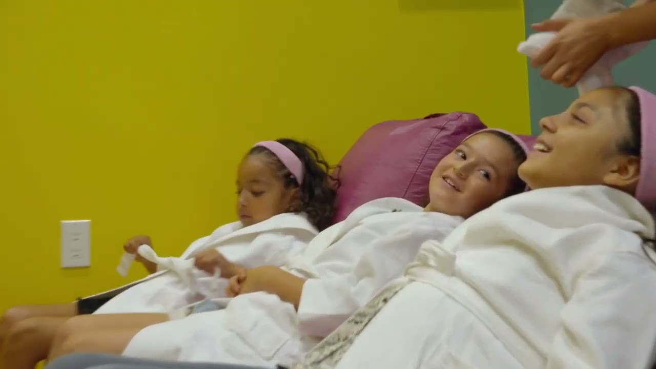 POR COMELONA LA HICIERON LLORAR | Rica Famosa Latina | Temporada 1 Episodio 15