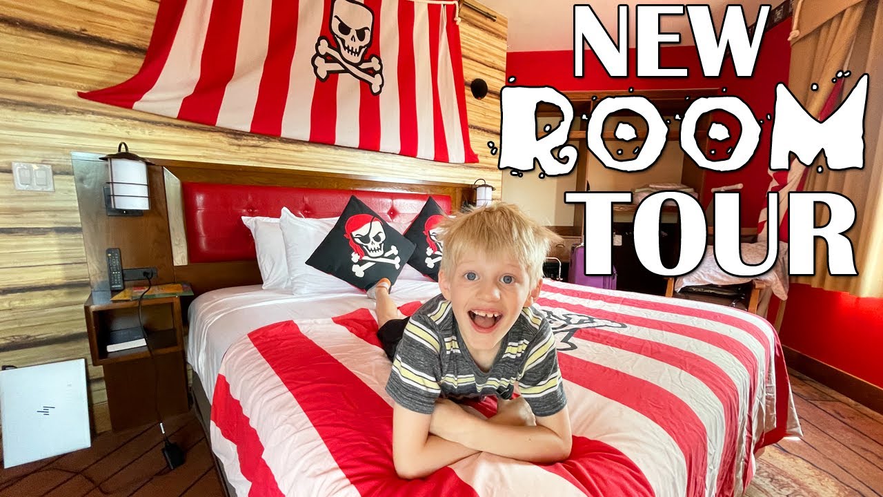 NEW ROOM TOUR!!