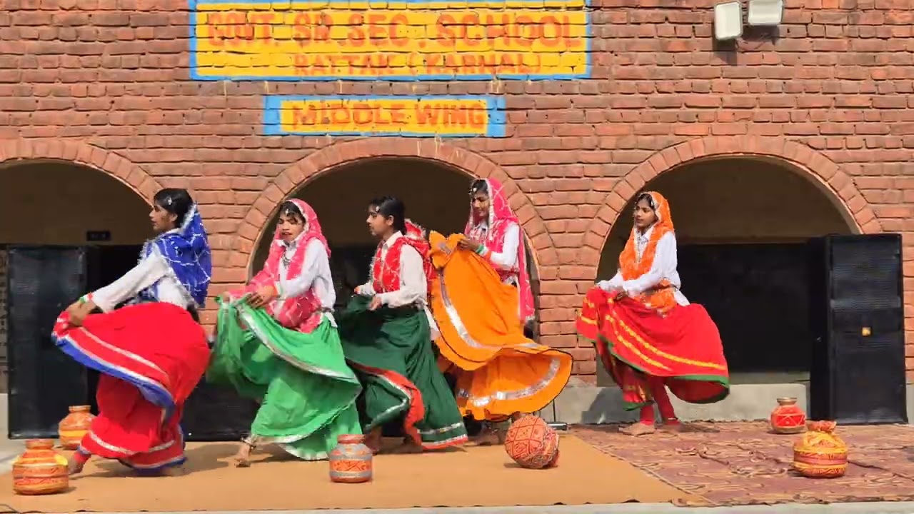 #dance on 'Isa Andy Mhara Haryana' by students on 77th #republicday of #india 