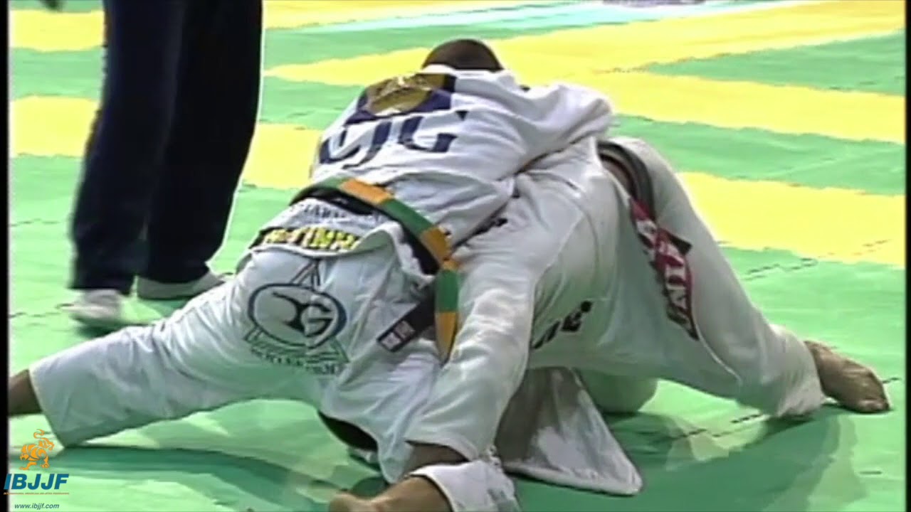 Royler Gracie vs Vitor 
