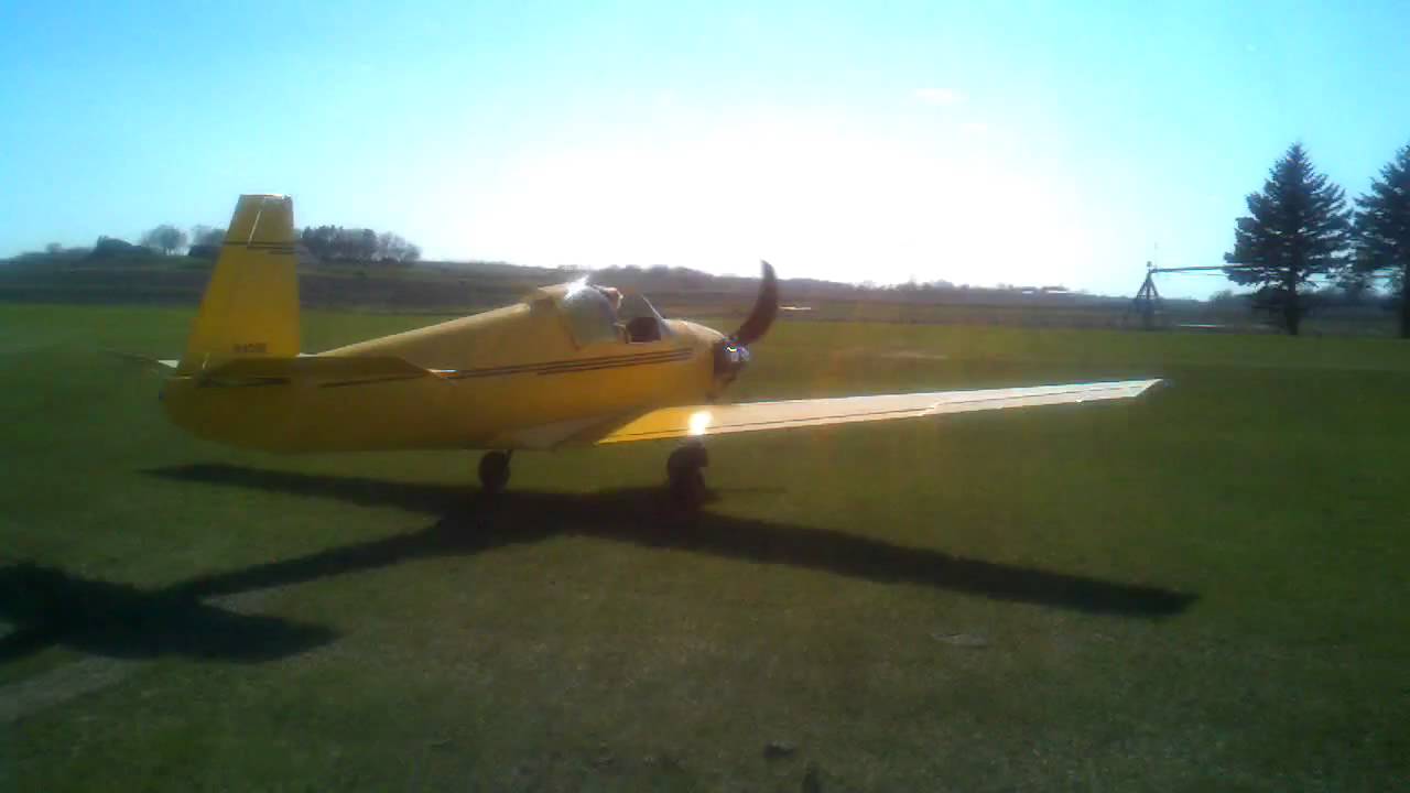 Mooney Mite taxi before first flight