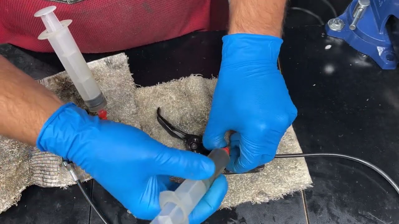 Shortening and bleeding Sram Hydraulic Brake Line - Avid Trail SRAM Guide