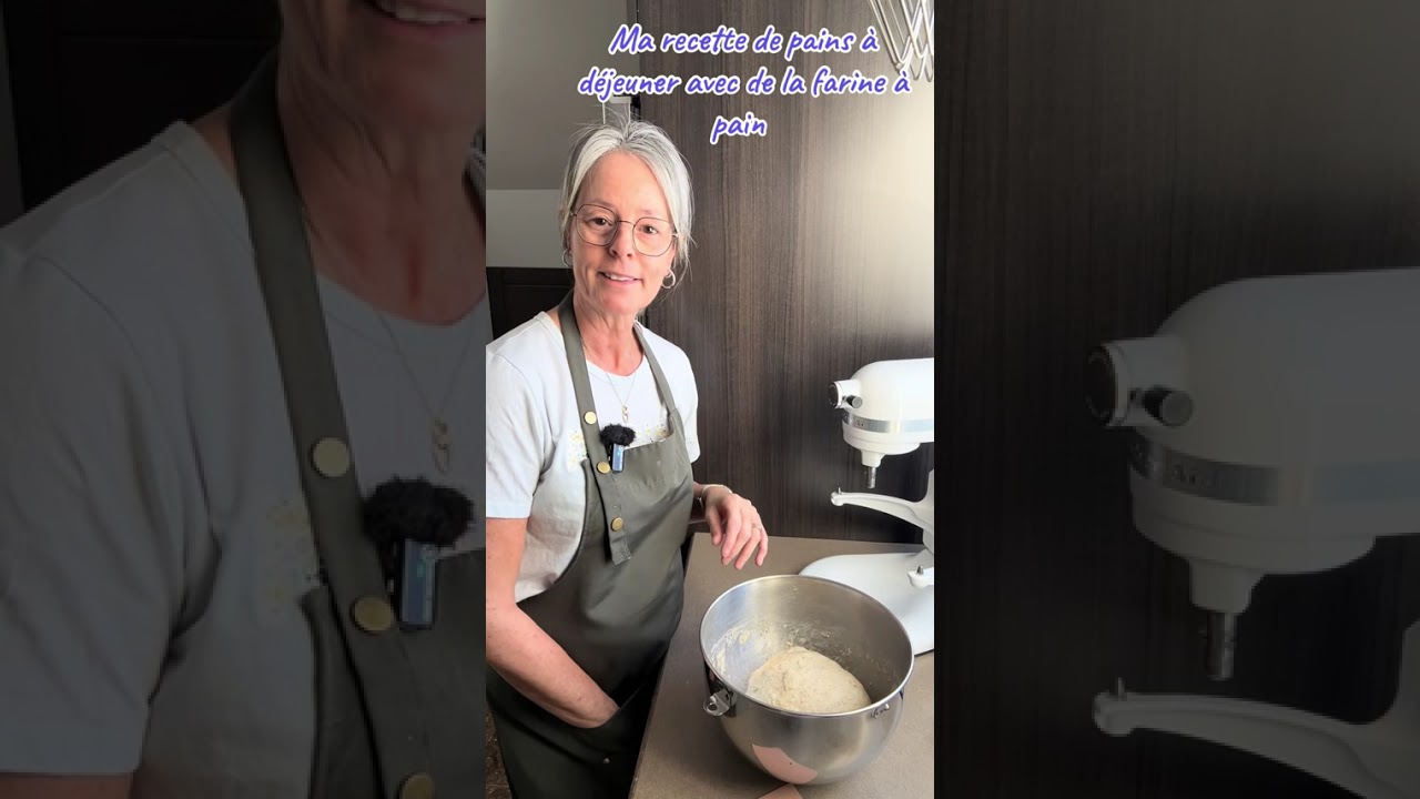 Farine à pain dans ma recette de pains à déjeuner Wowwwwwww