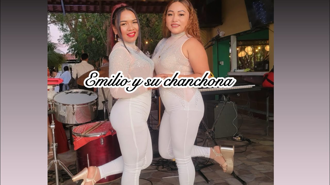Cumbias Campiranas  con Emilio y su chanchona 