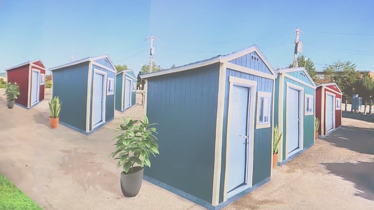 Mayor Krewson introduces production of tiny houses project, providing homes for homeless