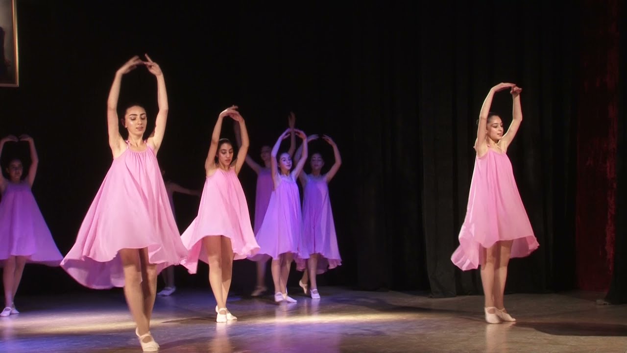 Վարդագույն աղջիկների պարը. կատարում է Վարդուհի արվեստի դպրոցի բալետի խումբը