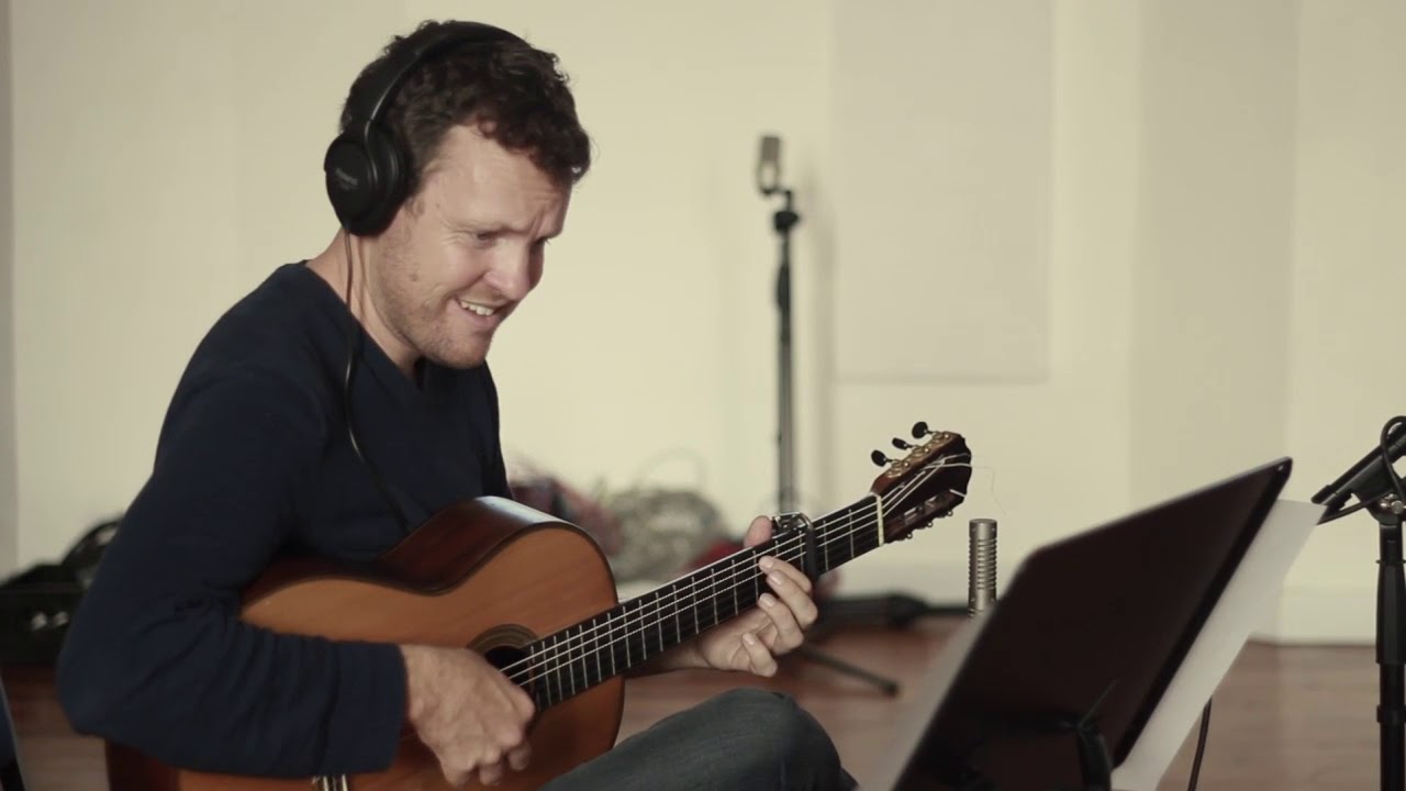 Derek Gripper Plays Lampedusa by Toumani Diabaté