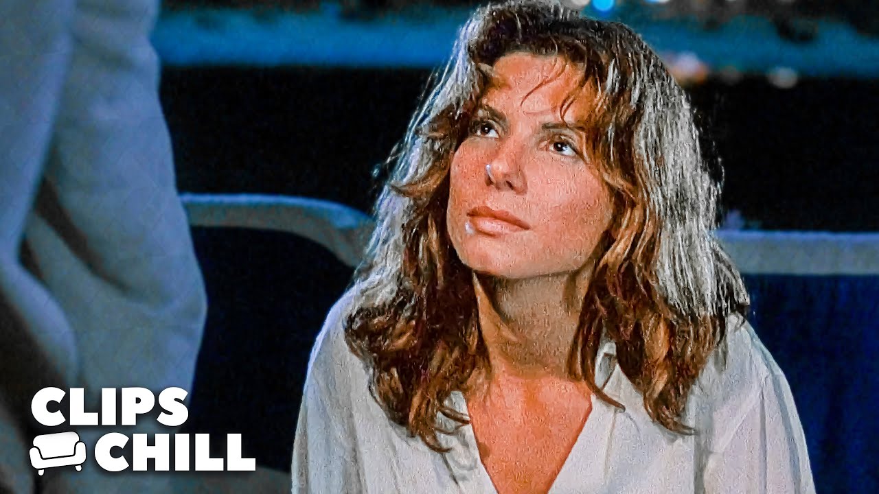 Angela is Being TRICKED by a Dangerous Stranger | The Net (Sandra Bullock)