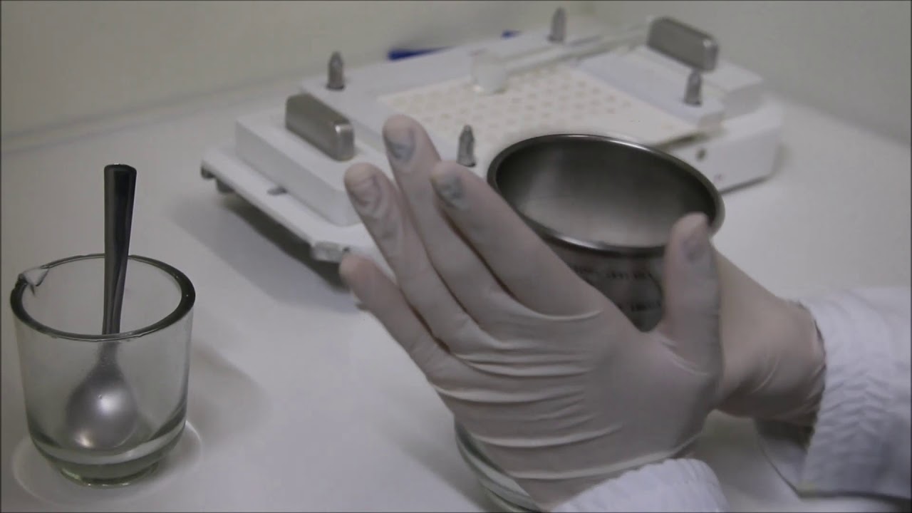 A FARMÁCIA POR DENTRO - LABORATÓRIO DE SÓLIDOS