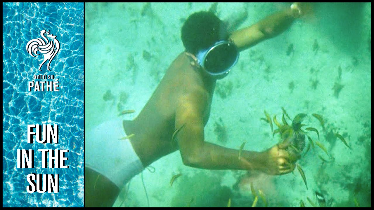 Summer Splashing | British Pathé