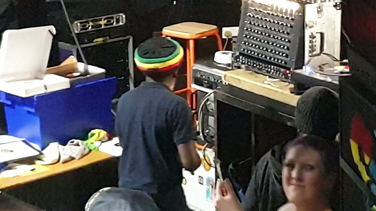 ABA SHANTI I @ THE MUSIC CAFE LEICESTER LAST ONES LIGHTS ON PURE FYAH 26 12 21 PT2