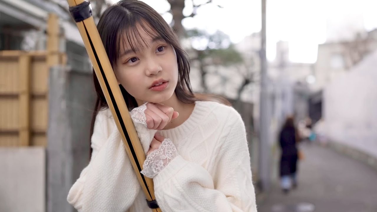 A video shoot at the Harajuku, model is Himeka, who is proud of her long hair. 原宿で撮影モデルはロングへアーが自慢の姫華