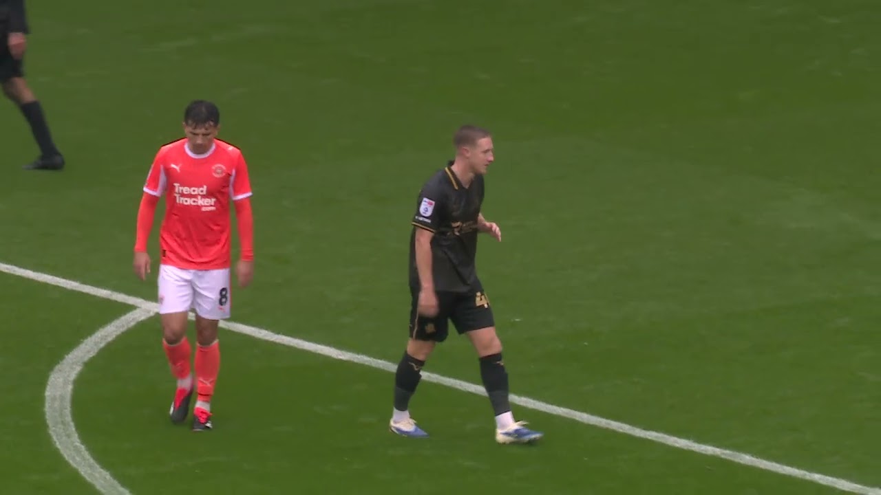 Blackpool v Barnsley Highlights