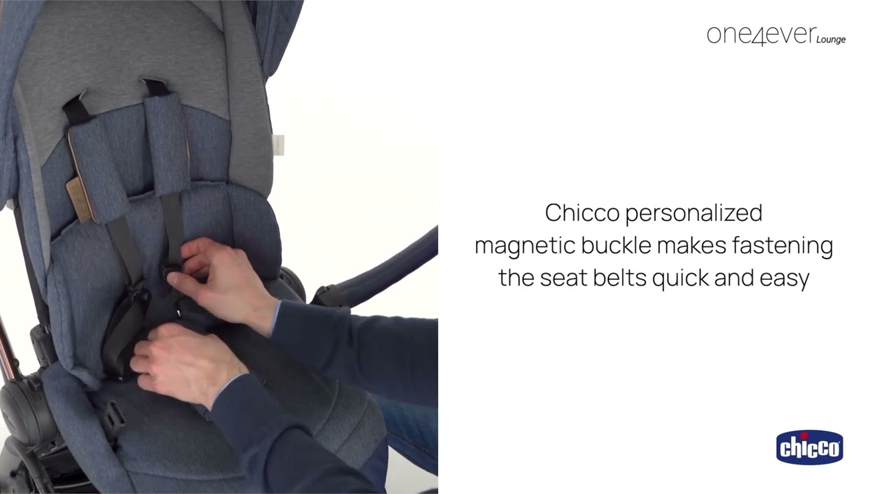 One4Ever Lounge, the self-folding light stroller with reversible seat
