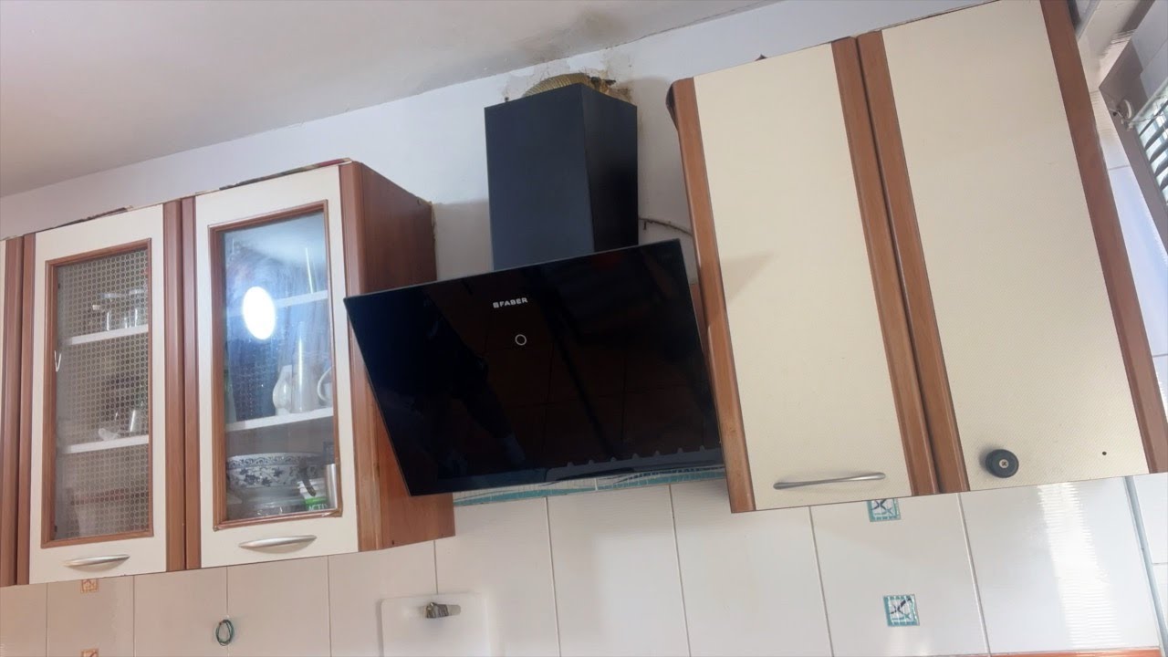 Výměna komínové digestoře