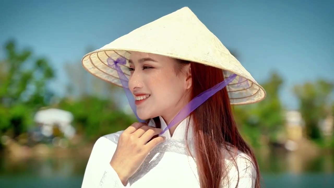 Điều ví dặm là Em - Đình Sự, Tuyết Hồng