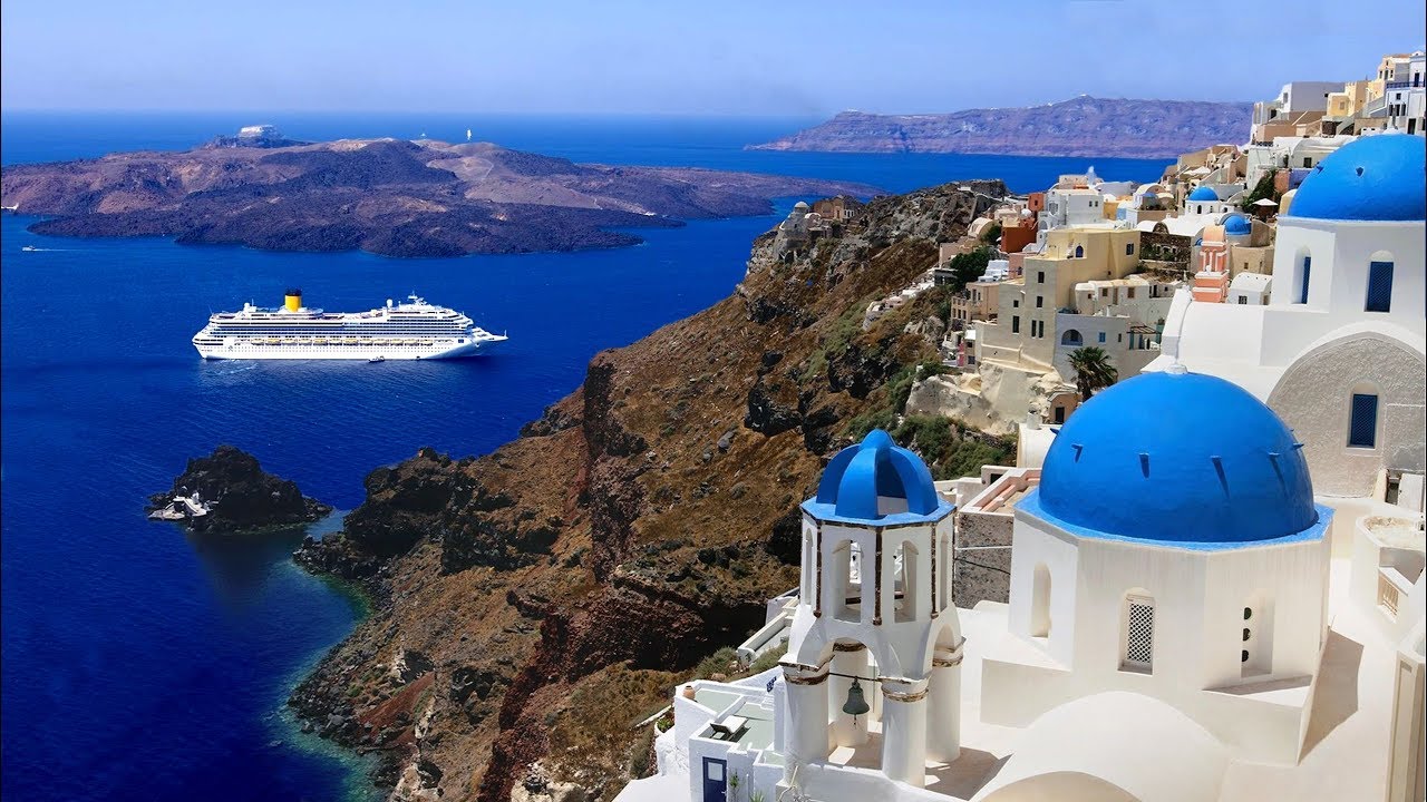 SANTORINI: LA ESPECTACULAR ISLA DE ARENAS NEGRAS EN GRECIA