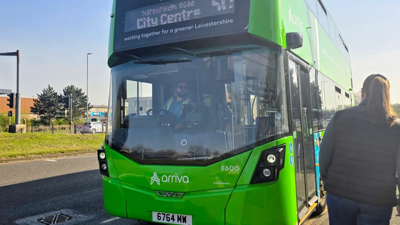 **EX ARRIVA DERBY** Ride on arriva midlands wright Streetdeck Newpower EV 8600 6764 MW route 50