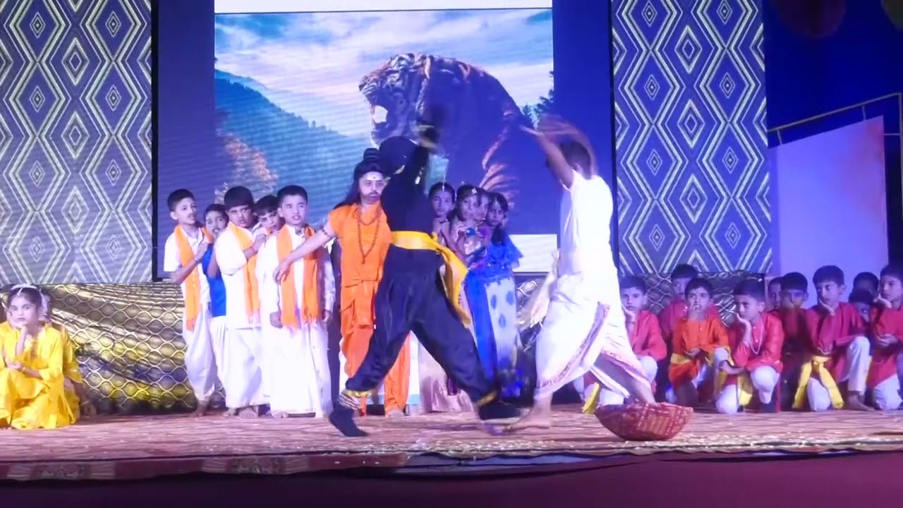 4B  Class Dance