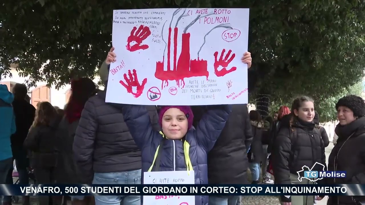 Venafro, 500 studenti del Giordano in corteo: stop all'inquinamento