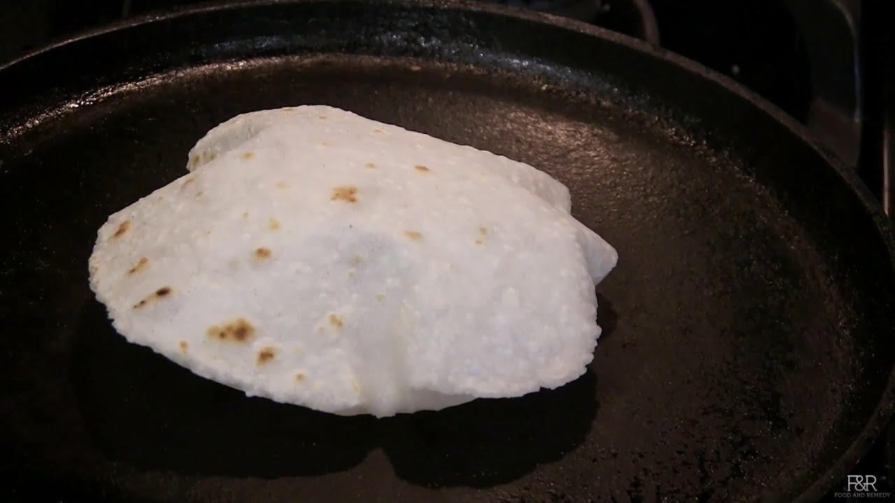Vegan and  Gluten Free RIce Roti / Rice Tortilla / Ukkarisida rotti