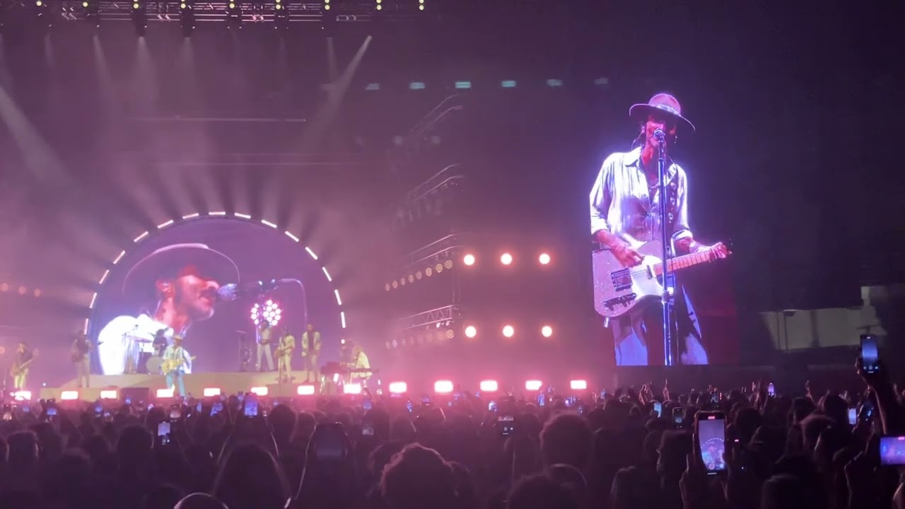 Leiva - El polvo de los días raros 2025 Madrid Wizink Movistar Arena